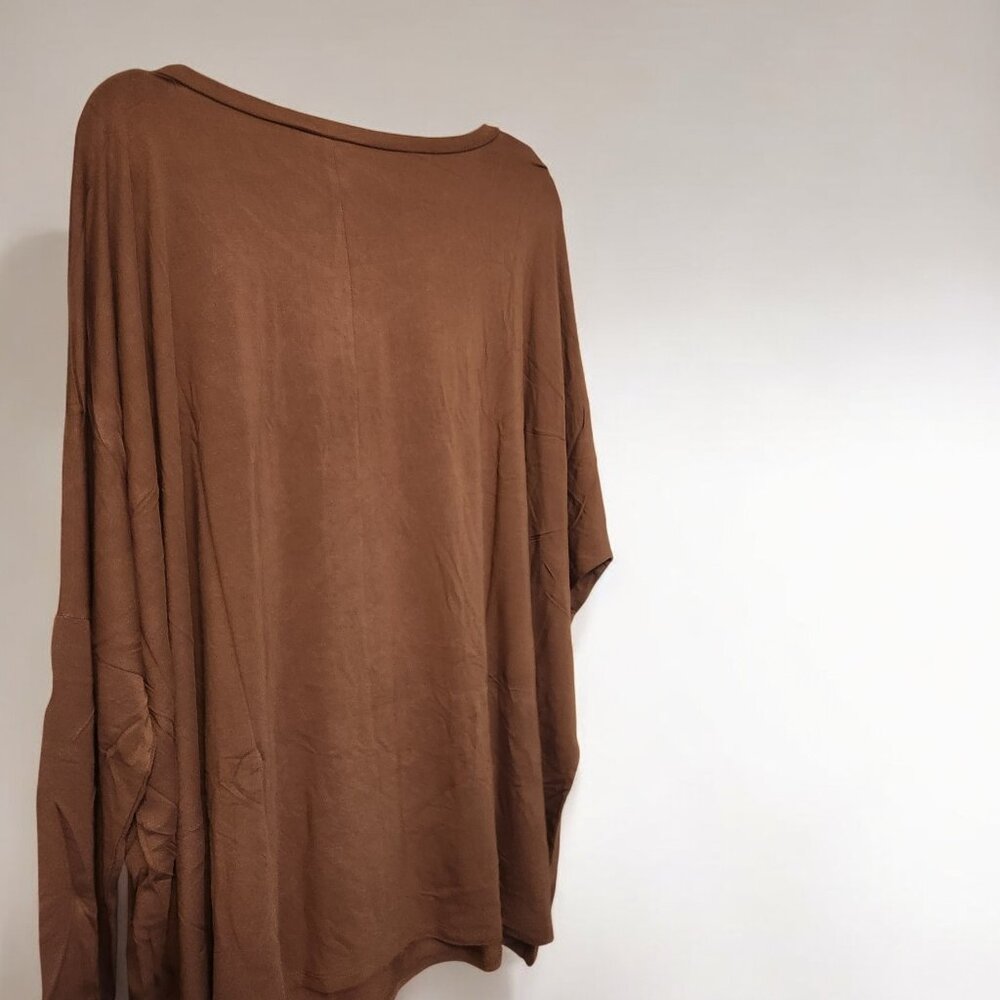 ✨ Zenana Oversized V-Neck Pocket Top | Ultra Soft Rayon | 1X–3X ✨ - Picture 8 of 9